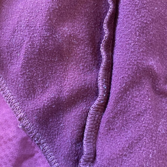 Athleta Plush Tech Hoodie Cowl Neck Long Sleeve Womens L Burgundy Thermal - Picture 7 of 7
